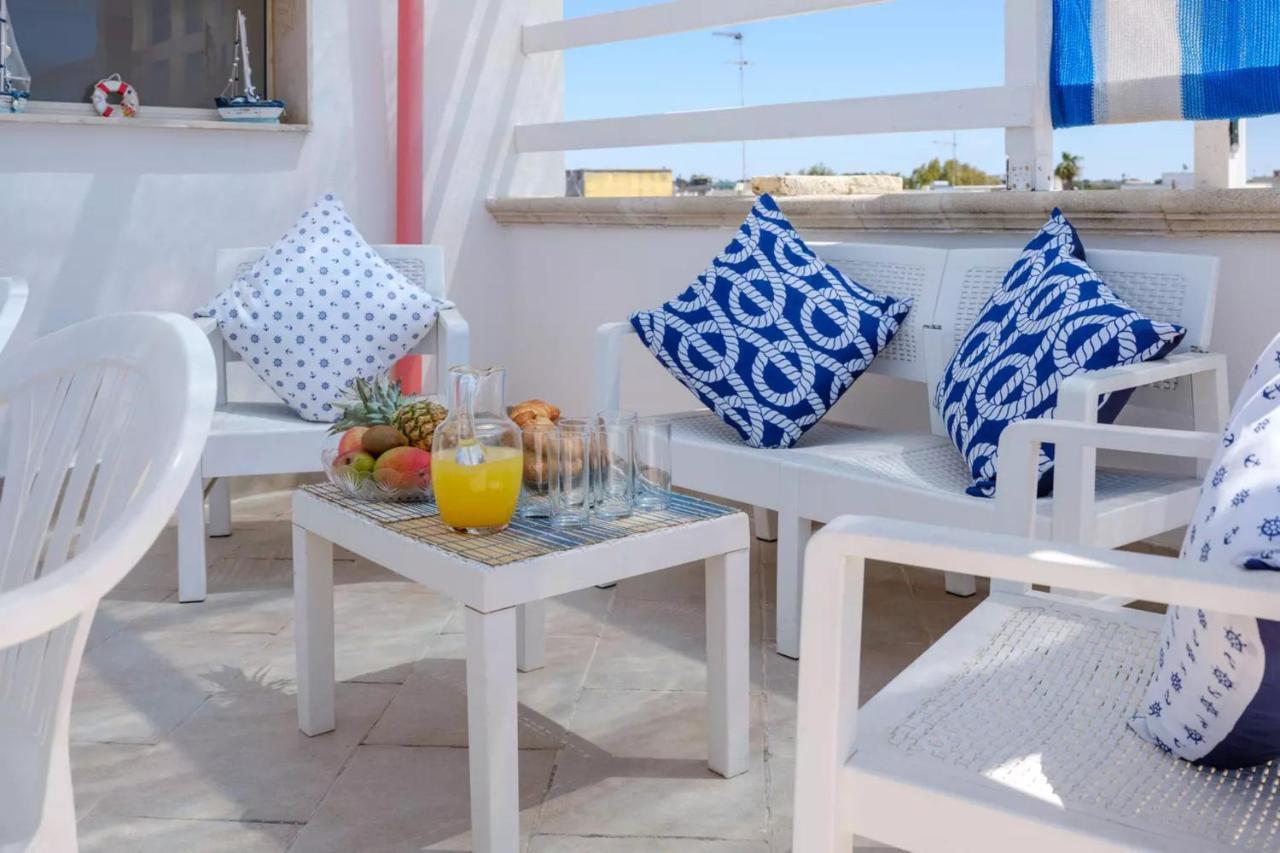 Emerald Residence Sleeps 12 With Sea View Porto Cesareo Buitenkant foto